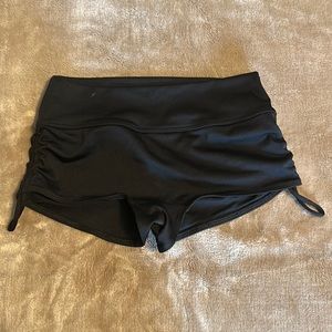 PINK Shorts To Swim Shorts. Black. XS